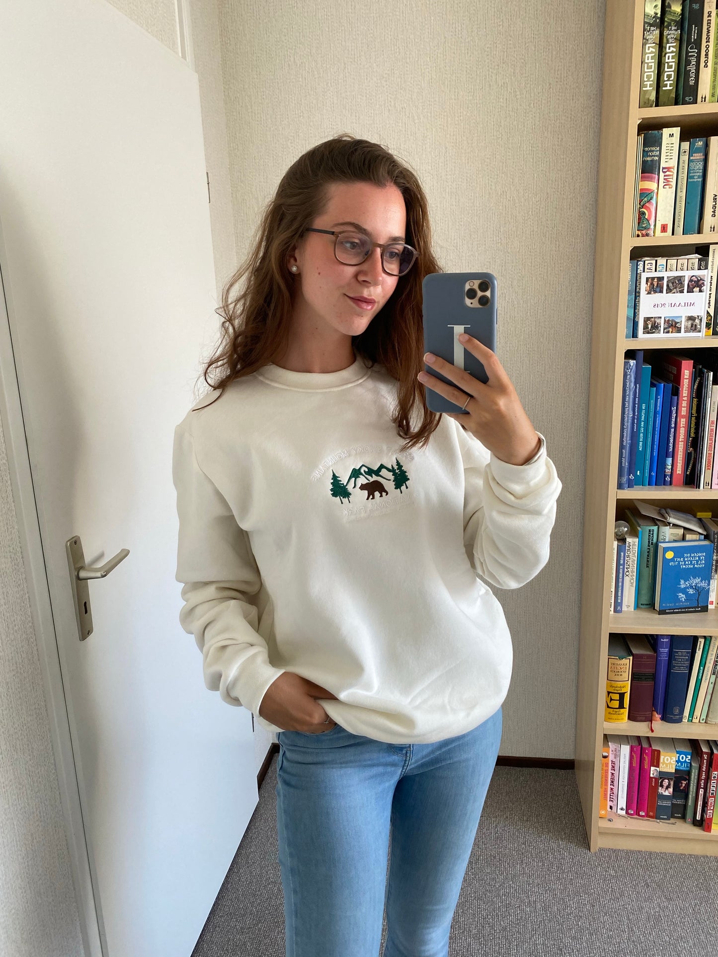 SWEATER Mountains